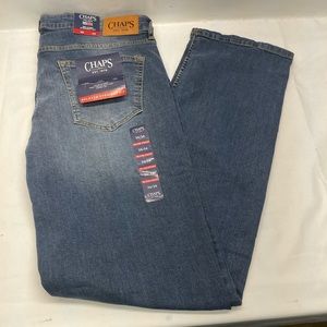 Men’s New With Tags Chaps Relaxed Straight Fit Jeans Size 36/34
